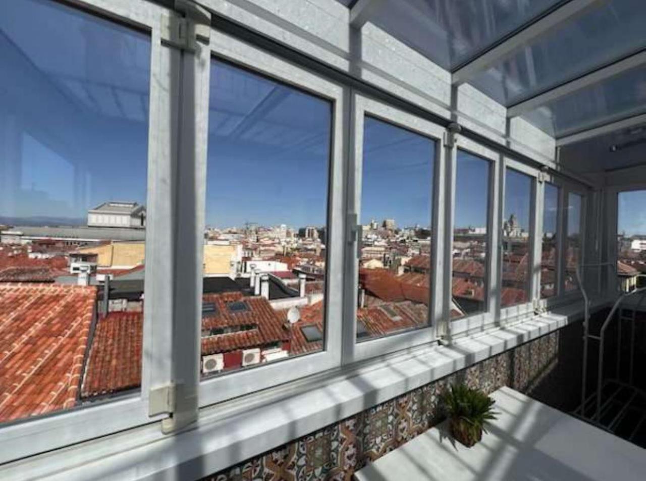 Apartamentos El Tiempo Мадрид Екстер'єр фото