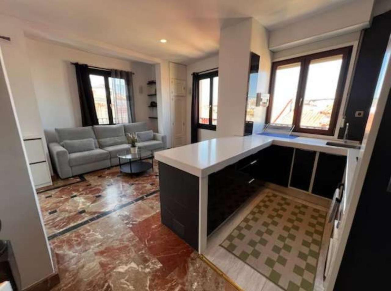 Apartamentos El Tiempo Мадрид Екстер'єр фото