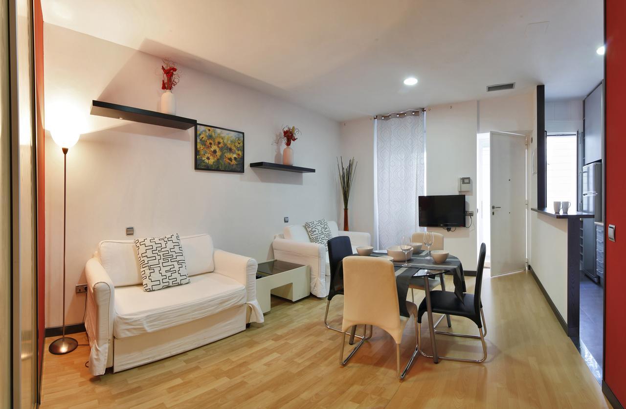 Apartamentos El Tiempo Мадрид Екстер'єр фото